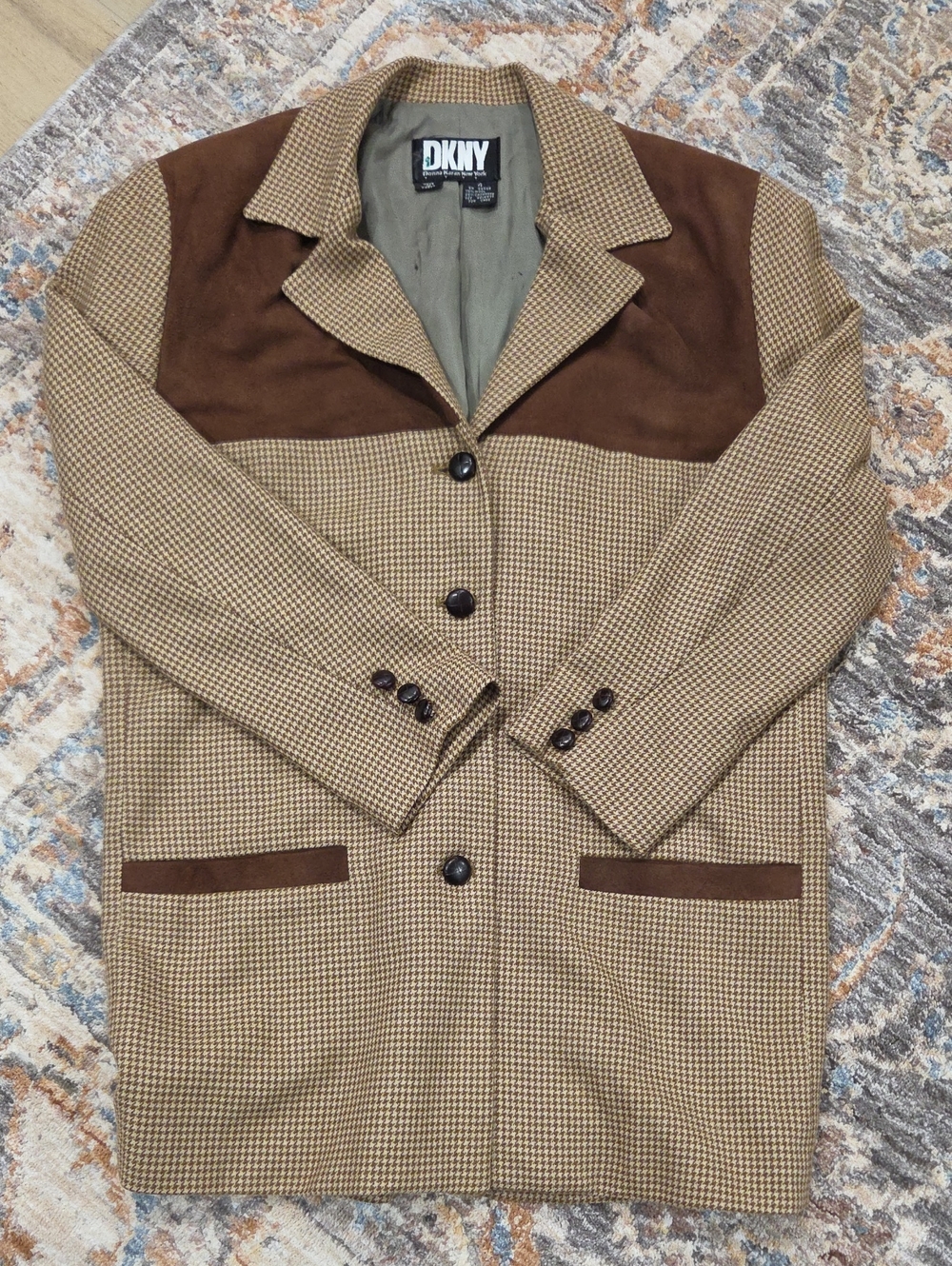 DKNY Vintage Womens Tan Houndstooth Coat with Brown Suede